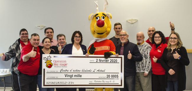 Operation Nez rouge Vaudreuil-Dorion remise cheque 2fev20 photo CAB L_Actuel