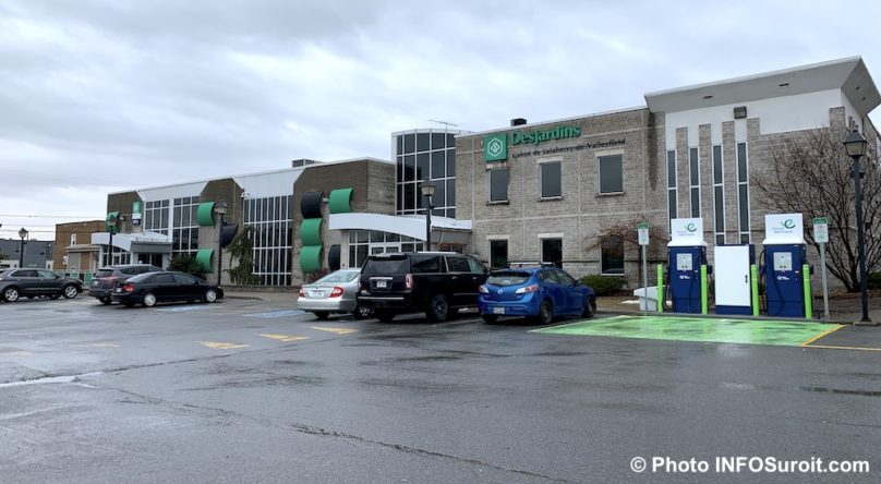 Caisse Desjardins Salaberry-de-Valleyfield rue Alexandre mars2020 photo INFOSuroit